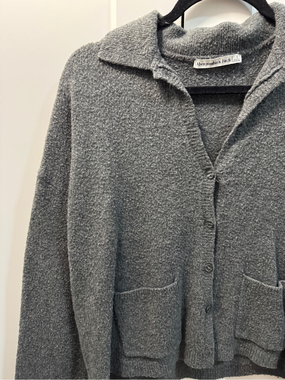 Abercrombie Charcoal Gray Knit Button-Front Cardigan - Picture 4 of 4